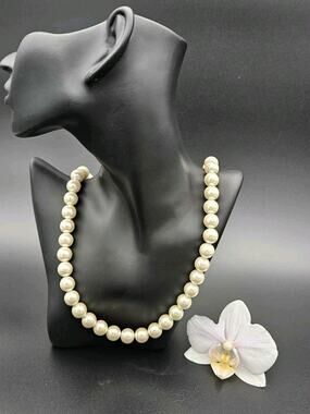 Vintage Single Strand Pearl Necklace Sterling Silver Clasp 22-24"